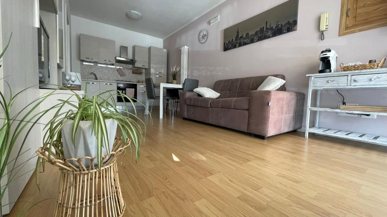 Civico 32 Lägenhet Montalto Dora Exteriör bild