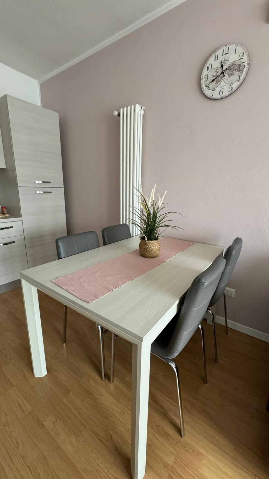 Civico 32 Lägenhet Montalto Dora Exteriör bild